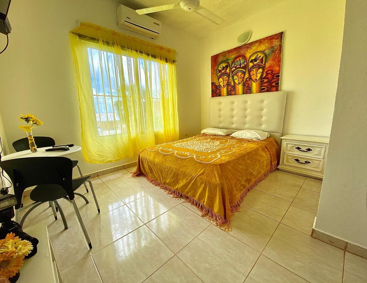 El Malecon B&B Hotel Cabrera Extérieur photo