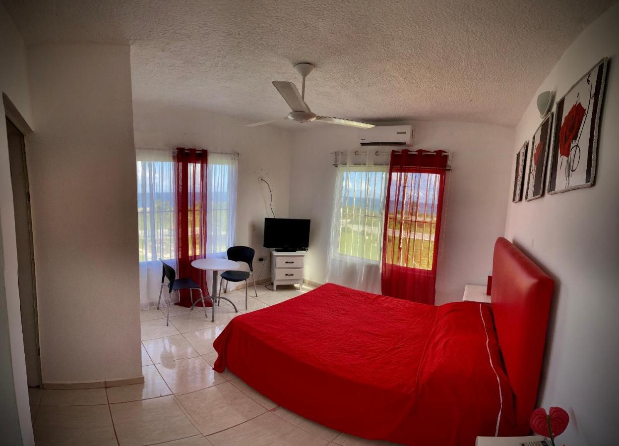 El Malecon B&B Hotel Cabrera Extérieur photo