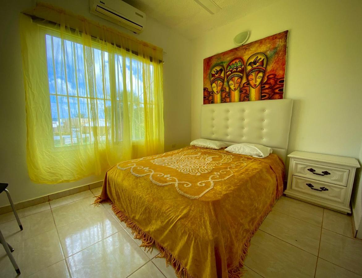 El Malecon B&B Hotel Cabrera Extérieur photo