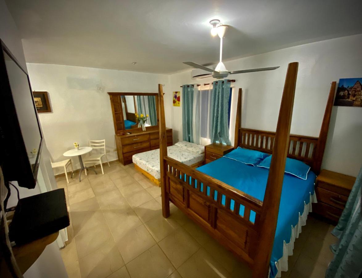 El Malecon B&B Hotel Cabrera Extérieur photo