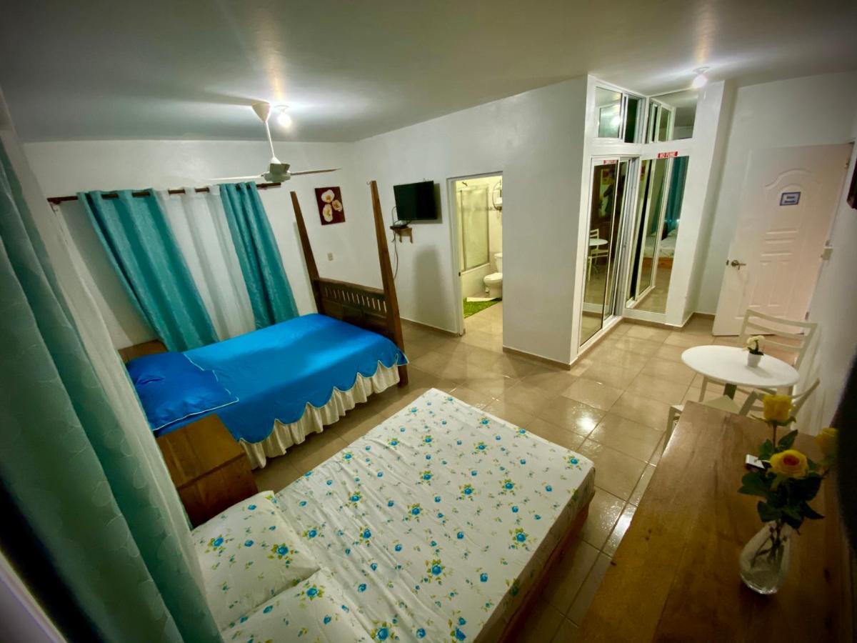 El Malecon B&B Hotel Cabrera Extérieur photo